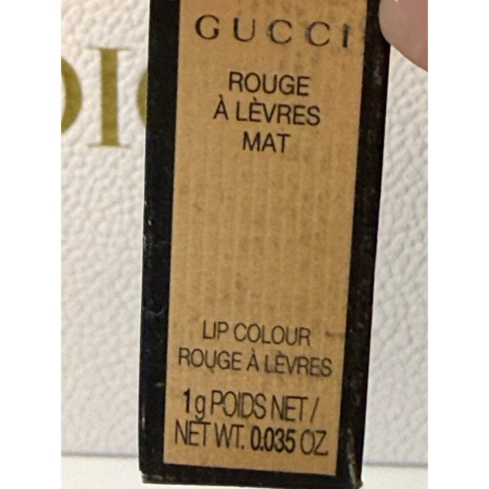 Gucci 5 pc BUNDLE -Pouch, Mascara, Felt-Tip Eyeliner, Priming Serum & Lip Colour - Picture 7 of 12